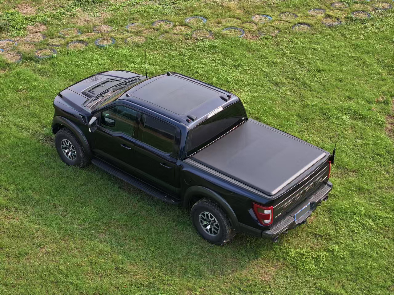 Soft Low Profile Tonneau Cover